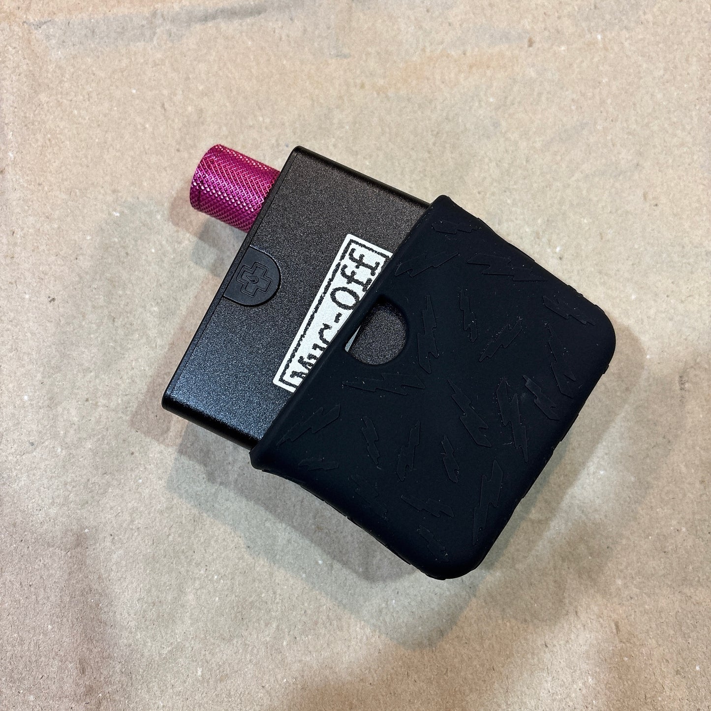 Muc-Off AIRMATCH ELECTRIC MINI INFLATOR & Clik VALVE Pump Adapter