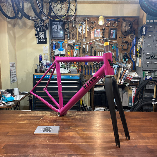 USED VYNLBIKES size51 PINK