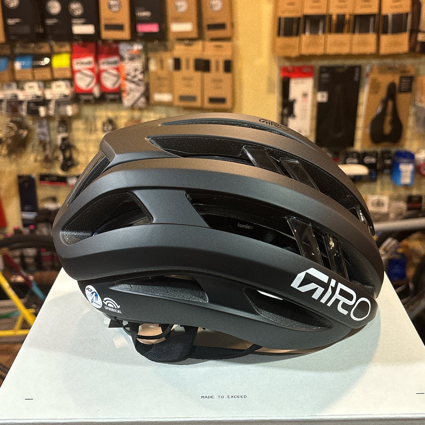 GIRO ARIES SPHERICAL ASIAN FIT HELMET 2026