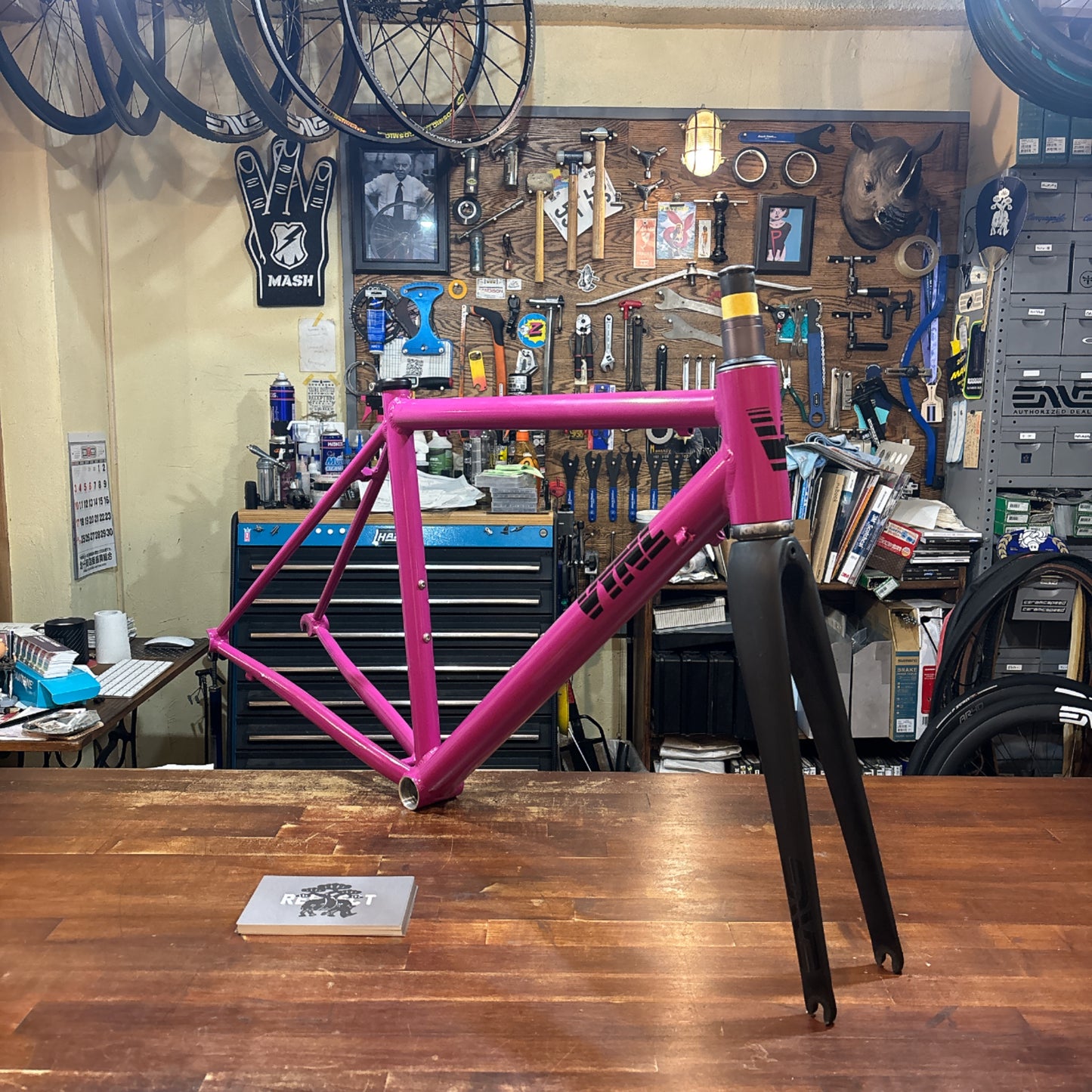 USED VYNLBIKES size51 PINK